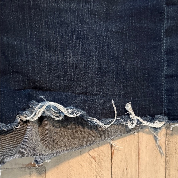 Express‎ Dark Blue Jean Shorts w/ Frayed Hem Sz 10 Coastal Cowboy Beach Vacation - Picture 5 of 10
